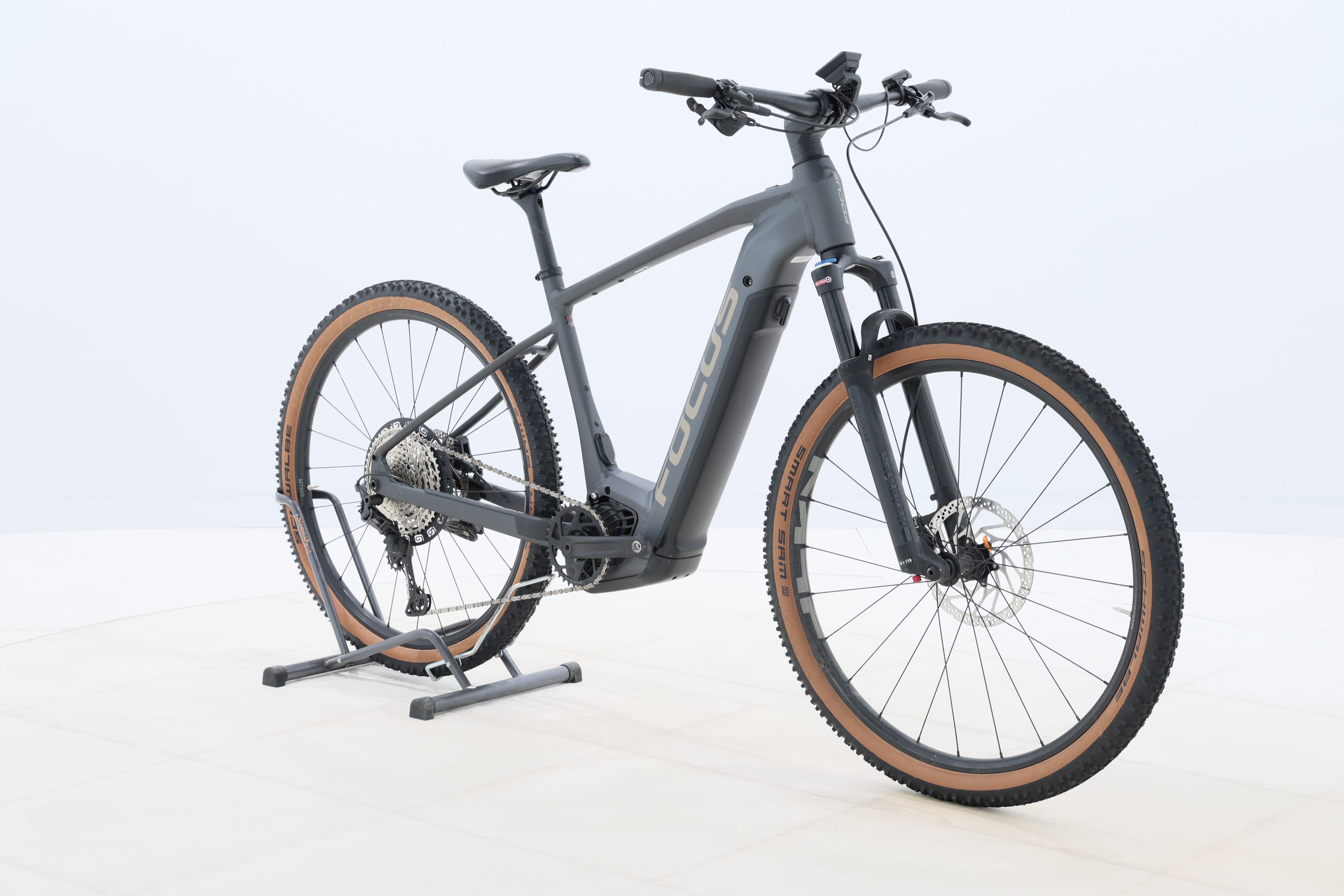 ec37371a-3c54-46dd-8910-db8781a47a37