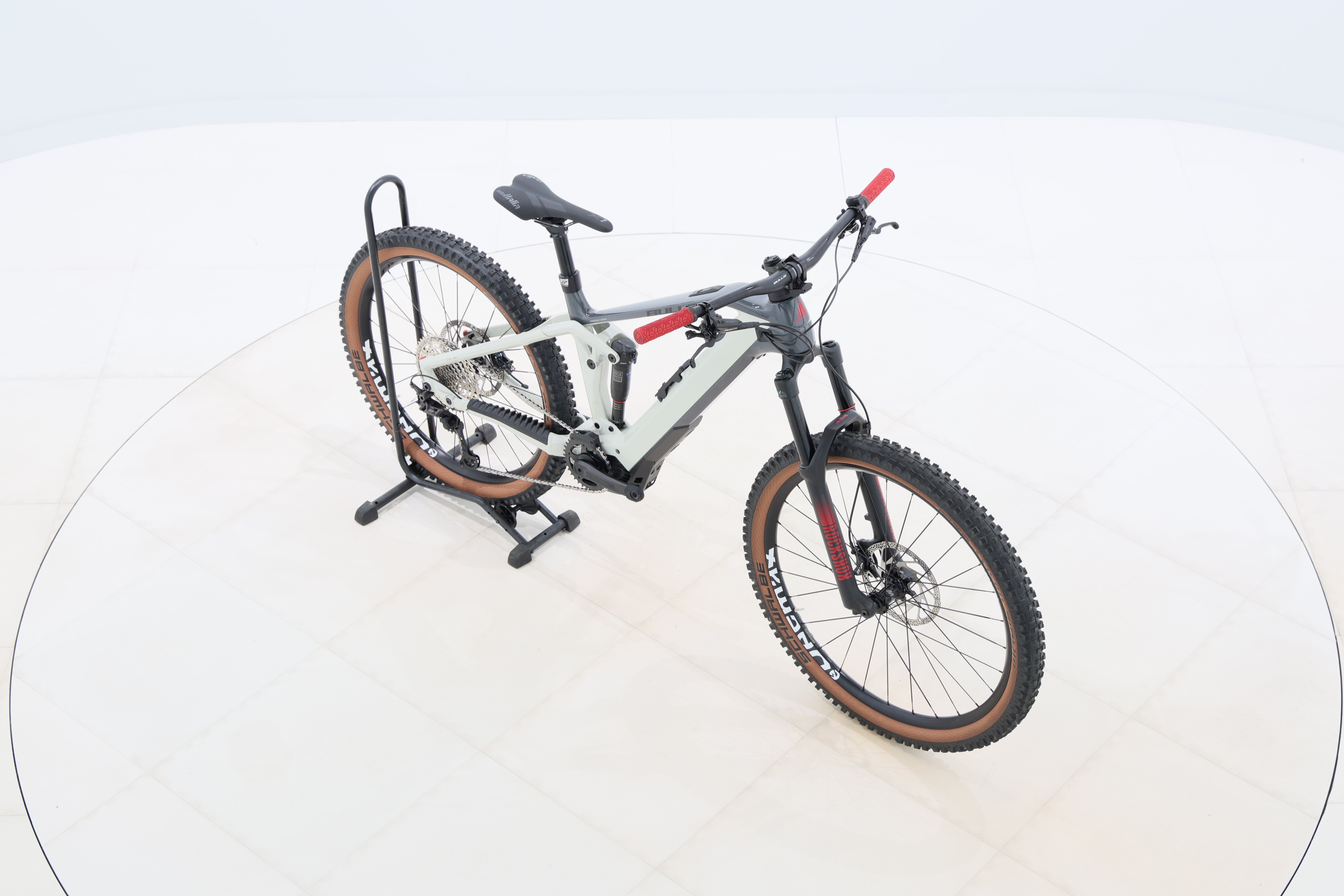 1816874c-7340-4200-a4a7-2fd275de6565