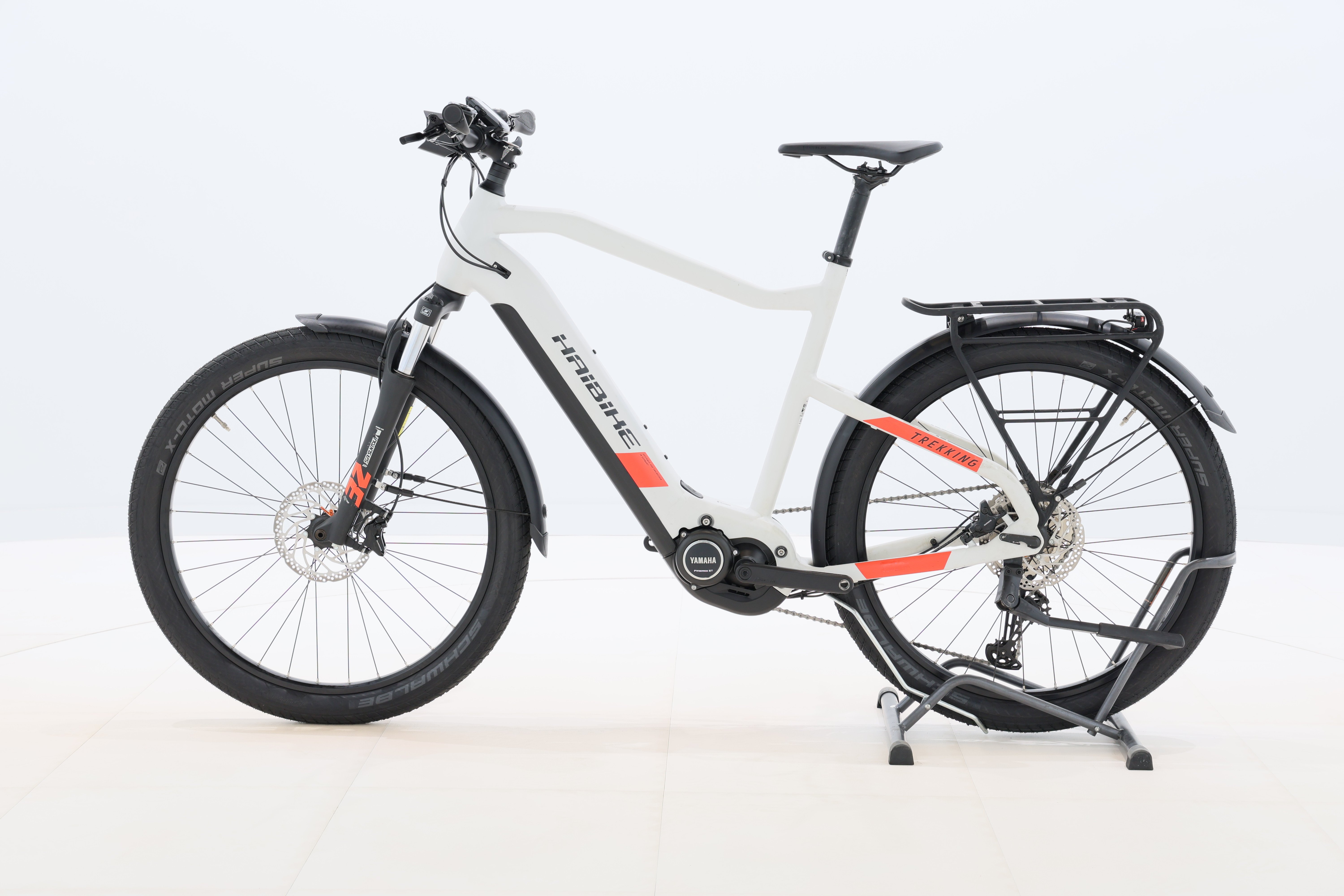 a04ac263-0272-45da-ac8a-b948d6923bc3