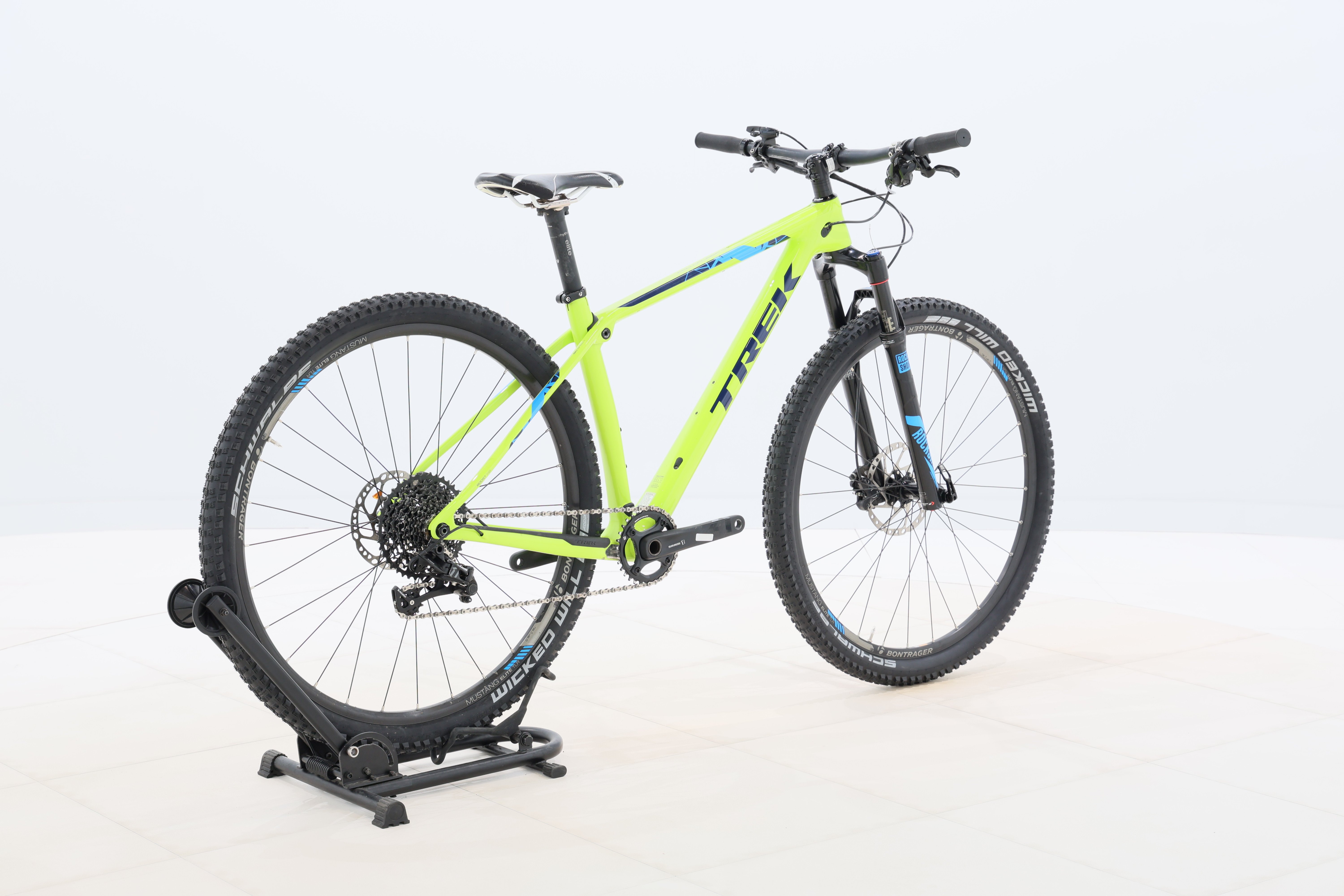 22c3cd11-dd4f-40c6-b2f4-01f0f98e5e1c