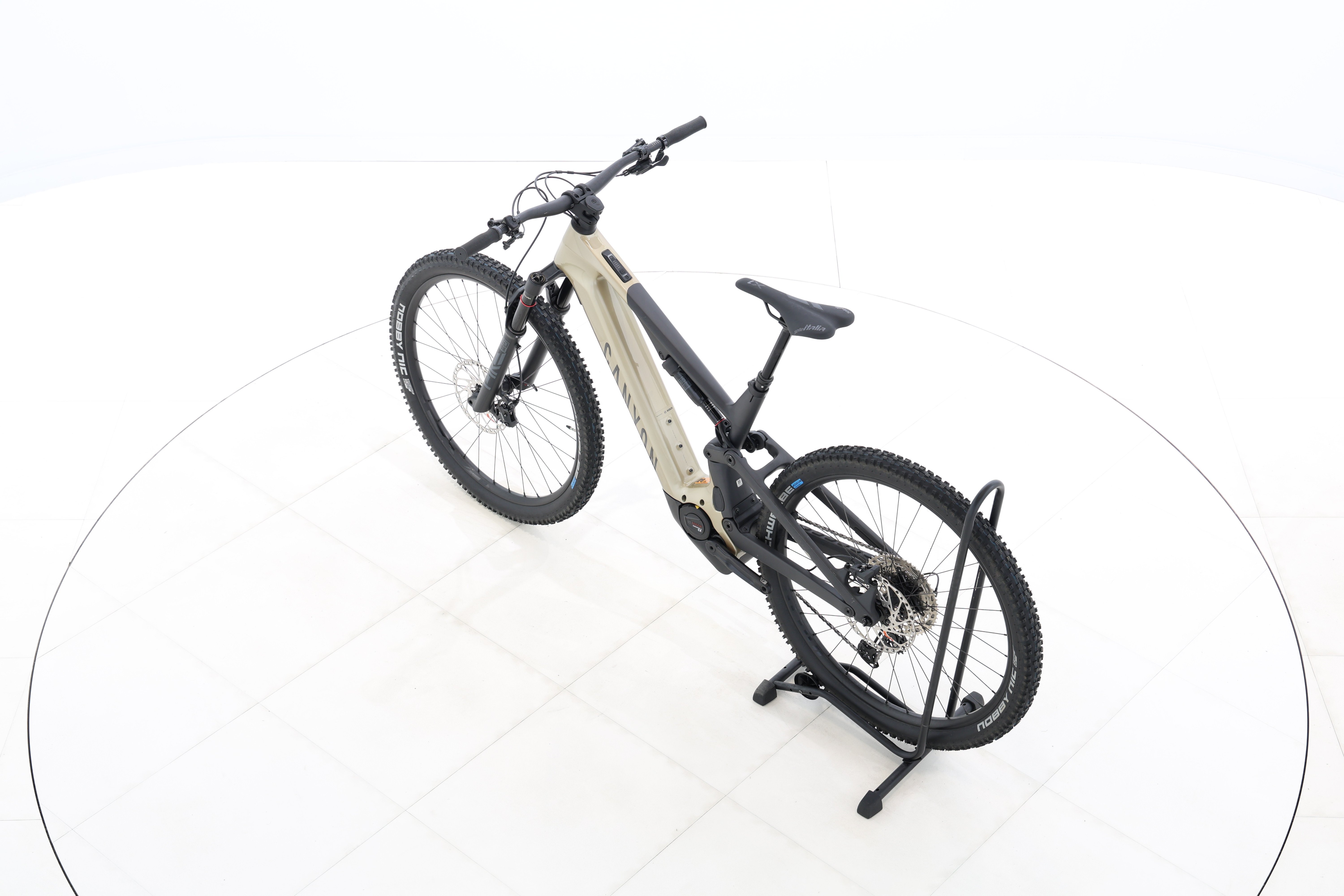 e036c6f1-7d07-4985-92ca-89bfdc587fe5