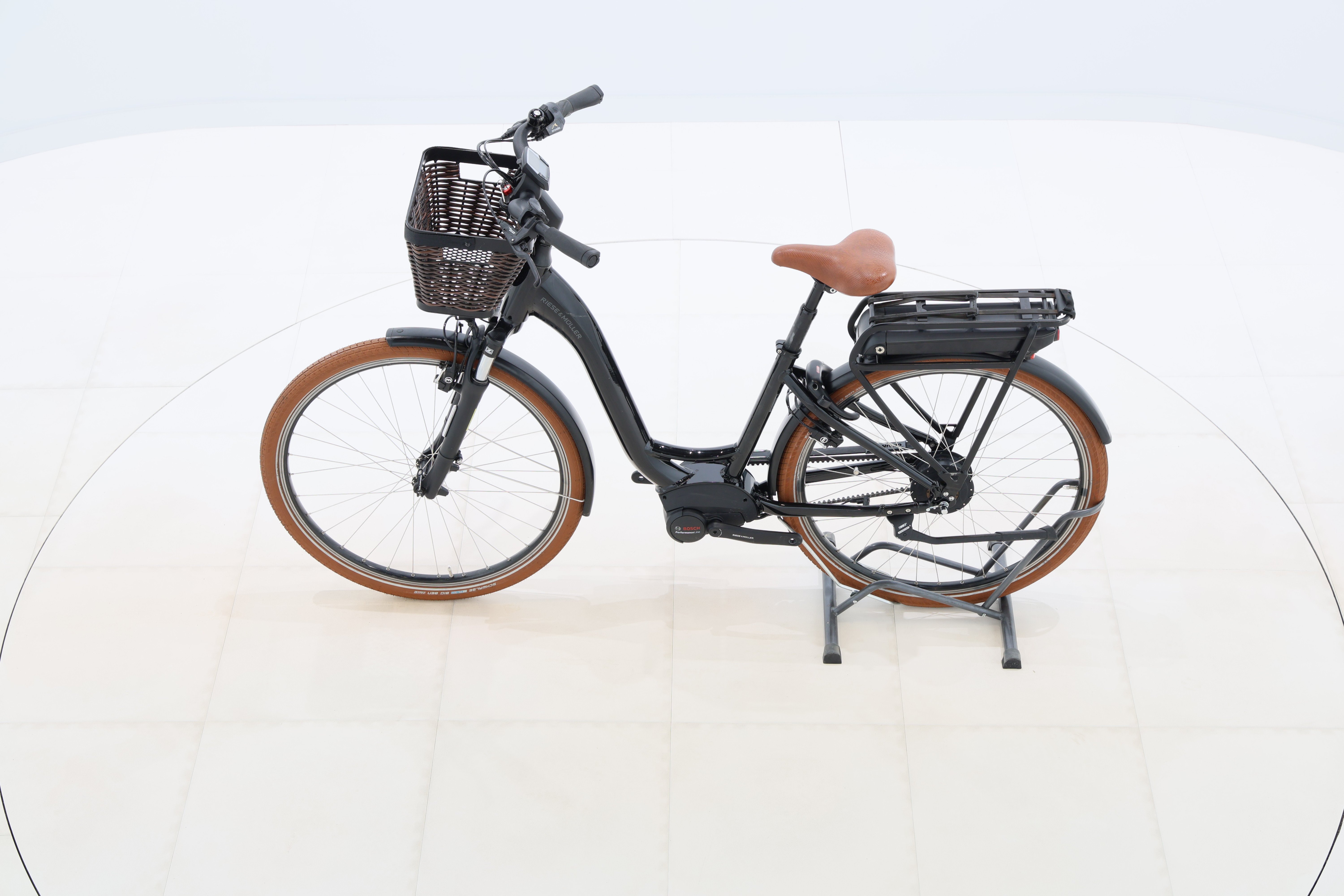 4051f4ab-ad94-4261-aeea-d08100409d0d