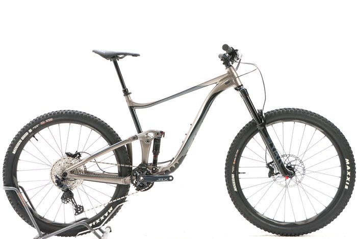 Giant REIGN 1 2023