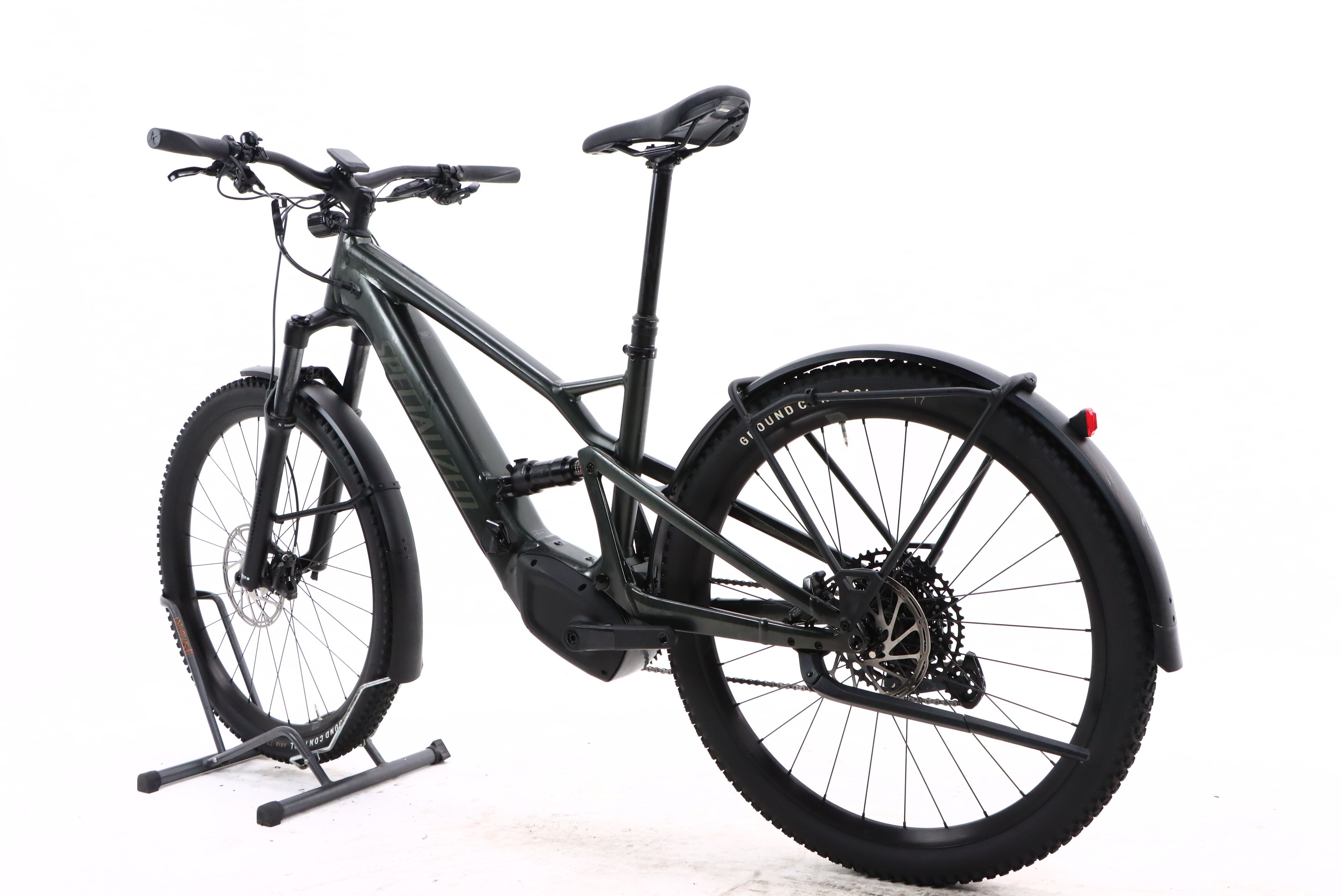 d4c9bbe9-1408-40fe-a9e1-2a94f79abe5f