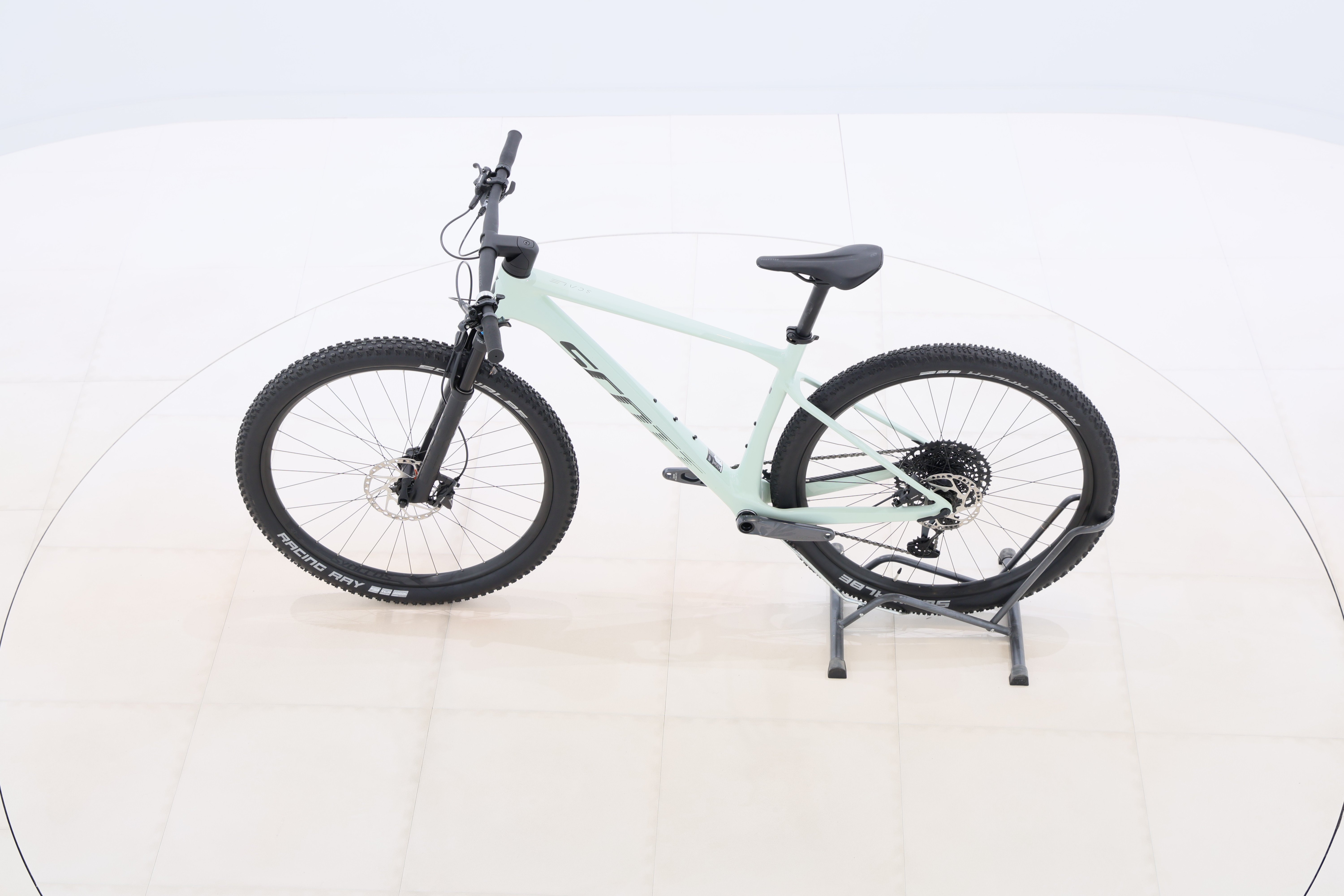 4ea5433f-ef4e-41db-8a52-3c5f26a86b74