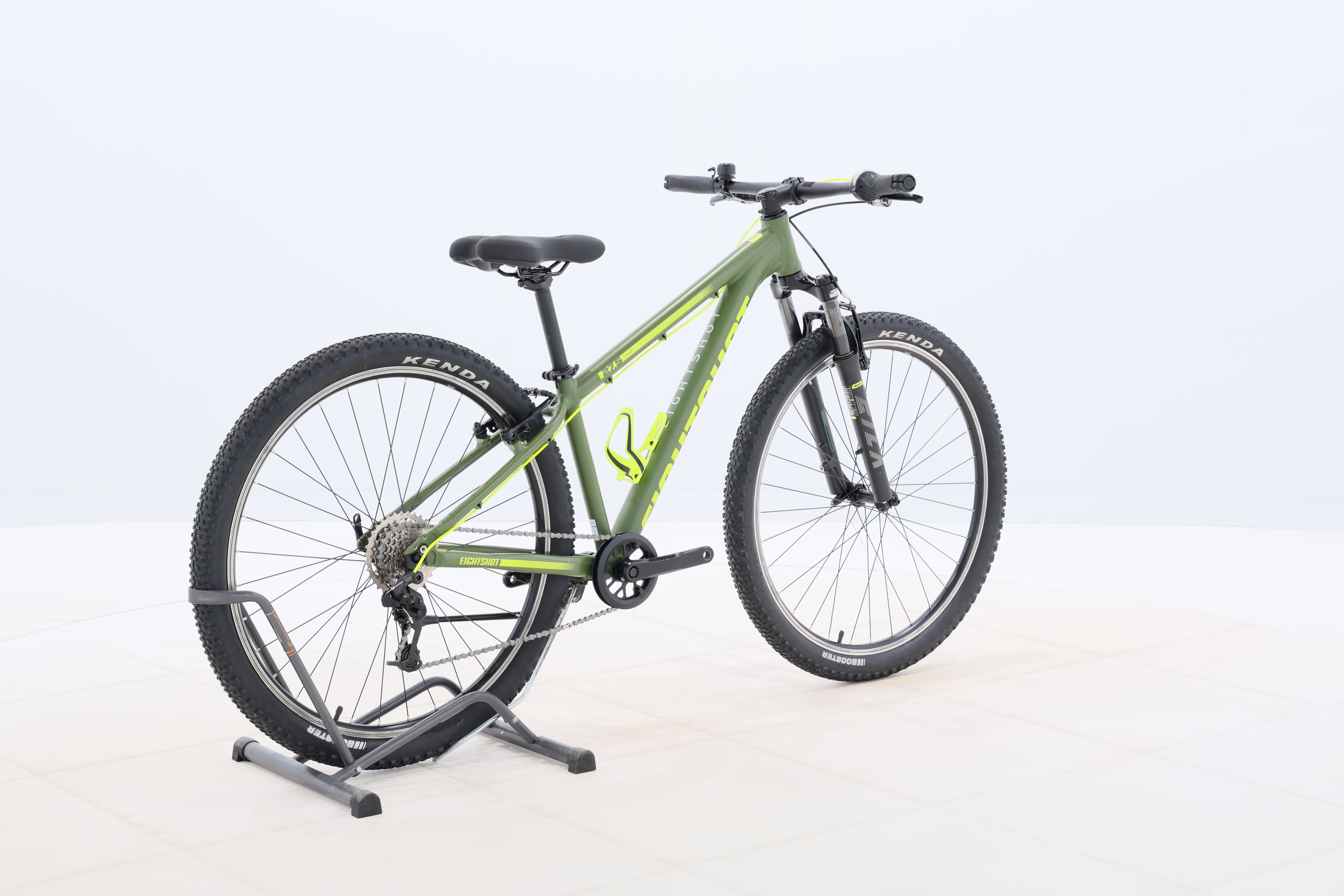 dff583d2-4d34-4b24-8664-9ebb65e8d51e