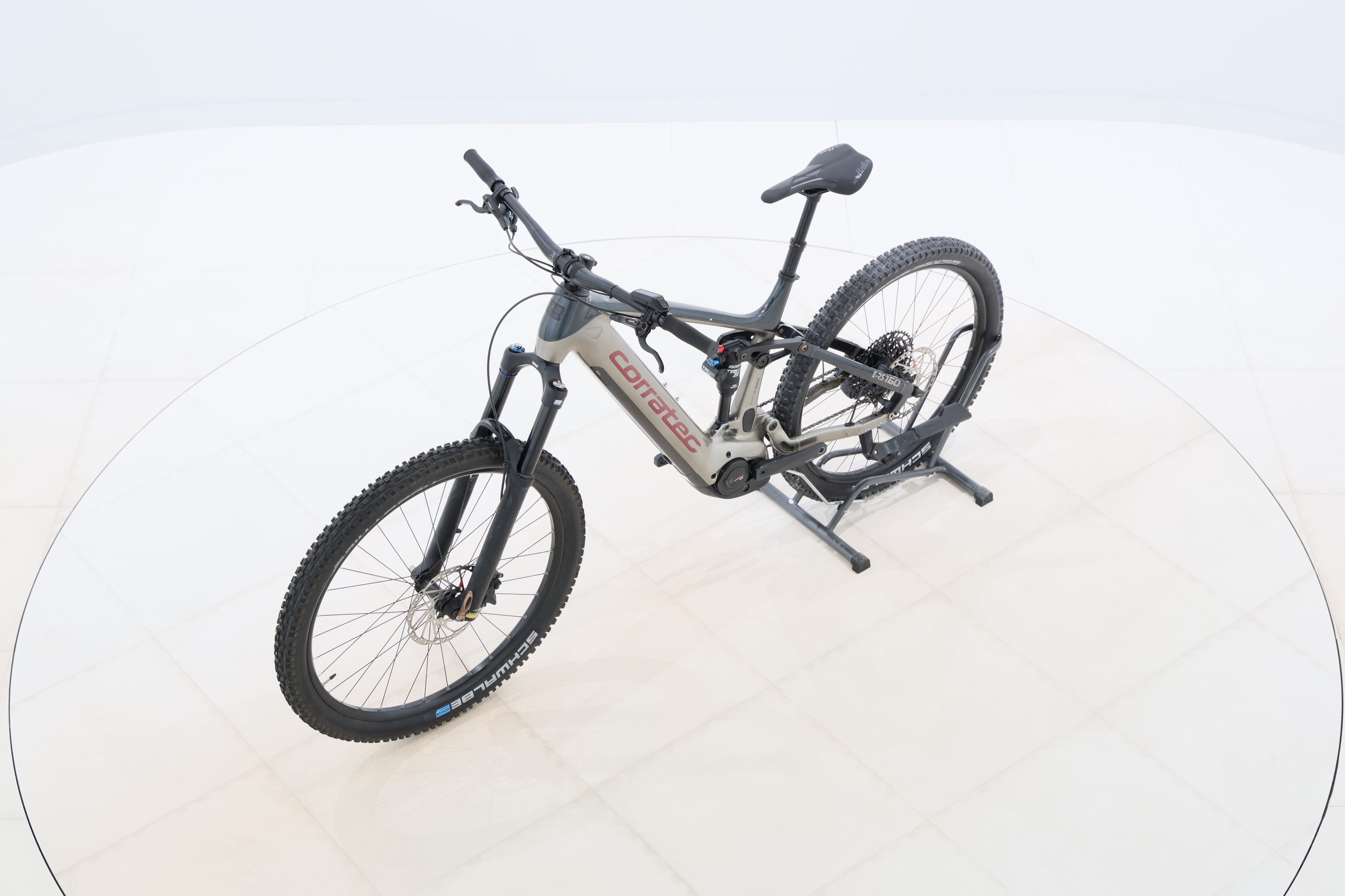 f0083b99-1f91-40f8-b4d6-f7b857c7d01c