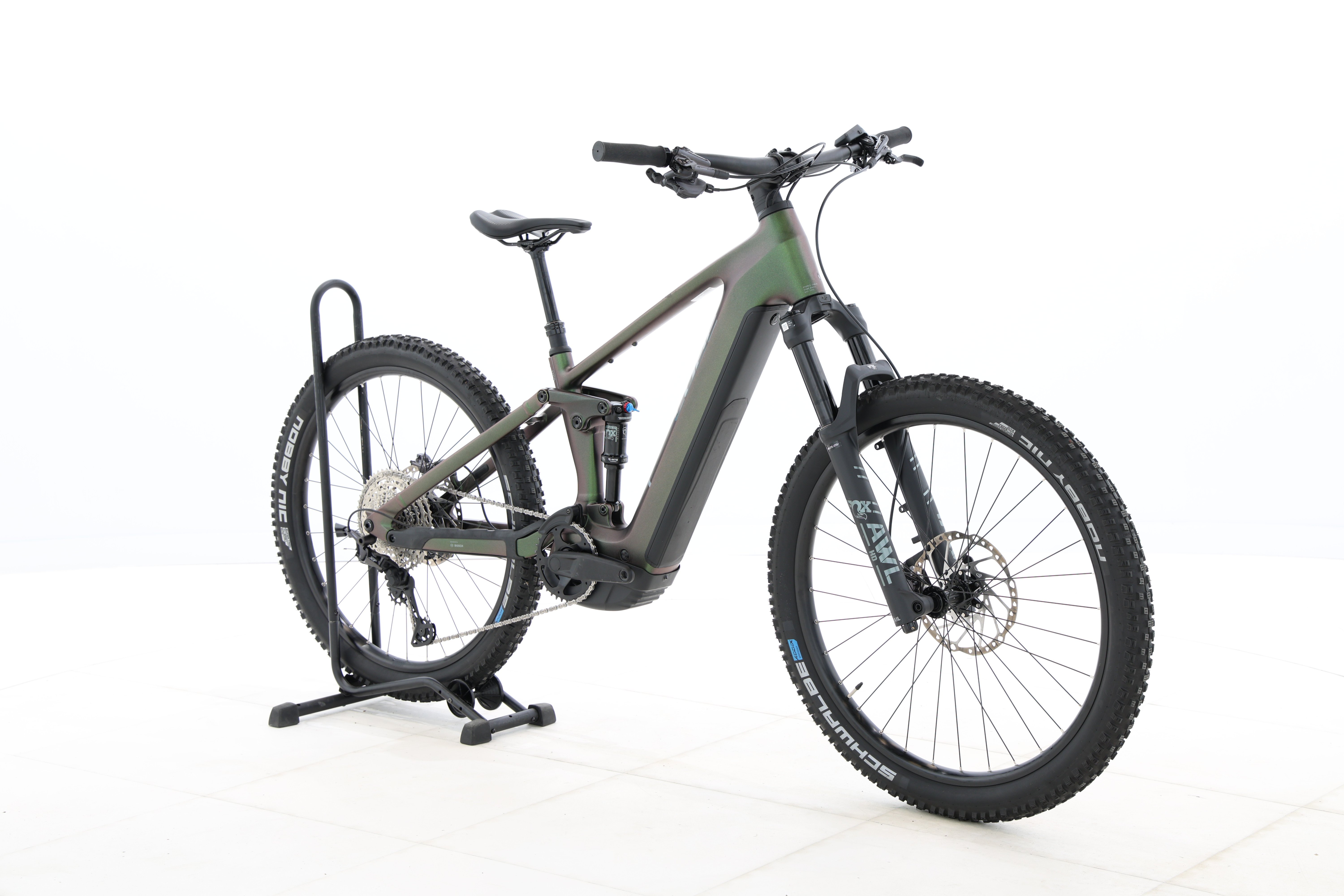 0fbf3879-4176-4efd-b53c-1e59ee3d5f3d