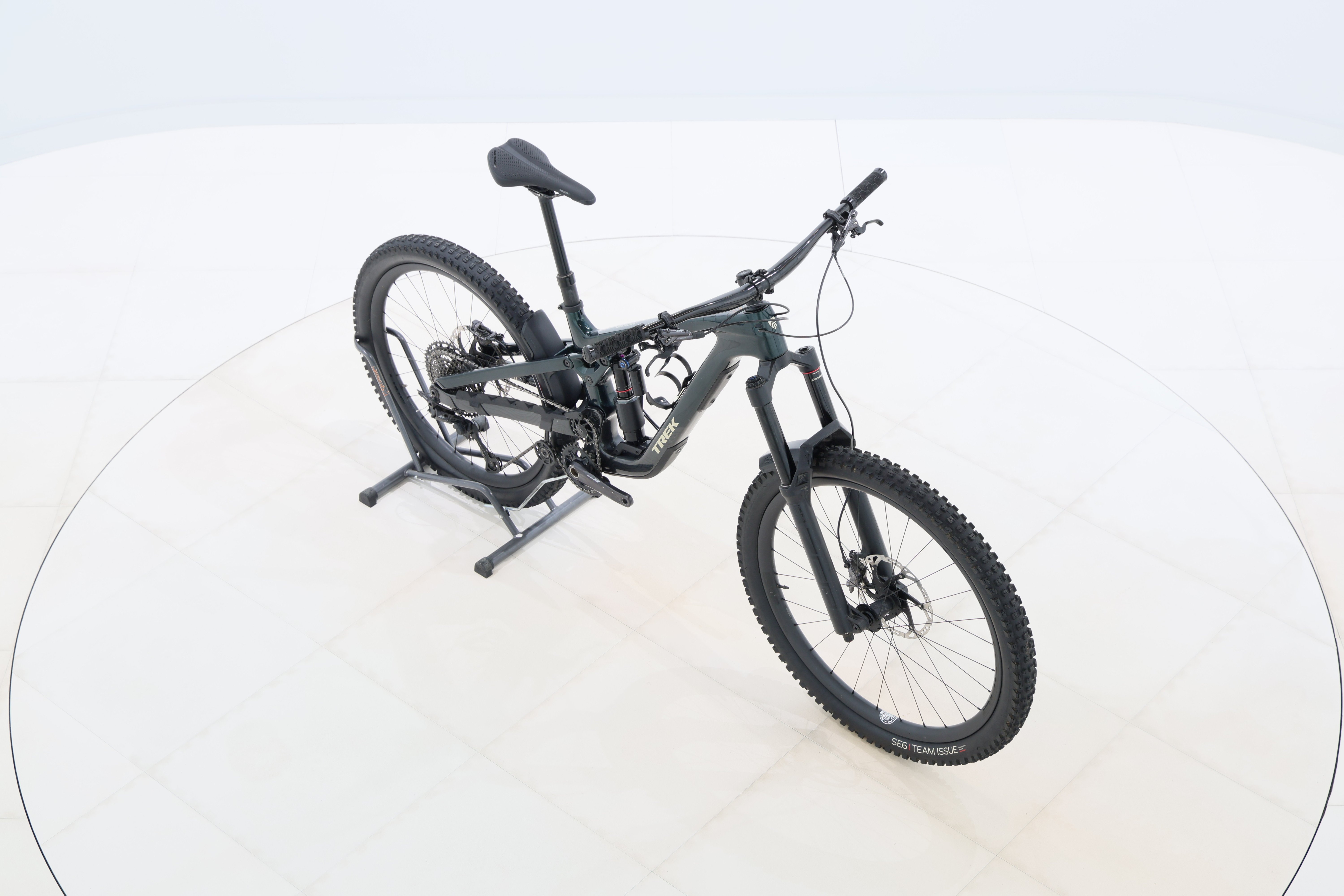 e3bee677-09a3-4ad9-847a-09f28af055a5