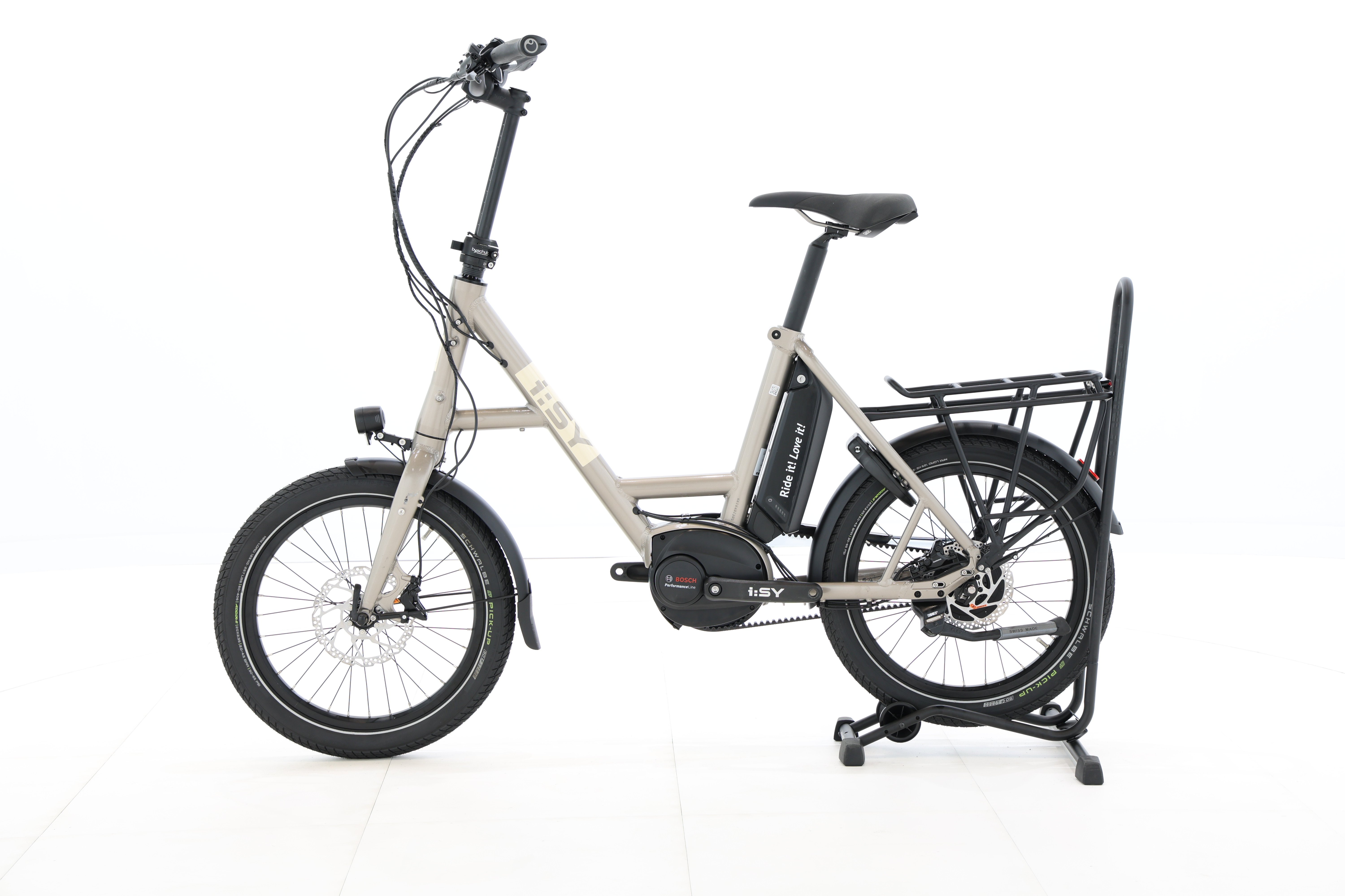 e887fdd4-1bf2-4dc7-a77e-c69f61adfbee