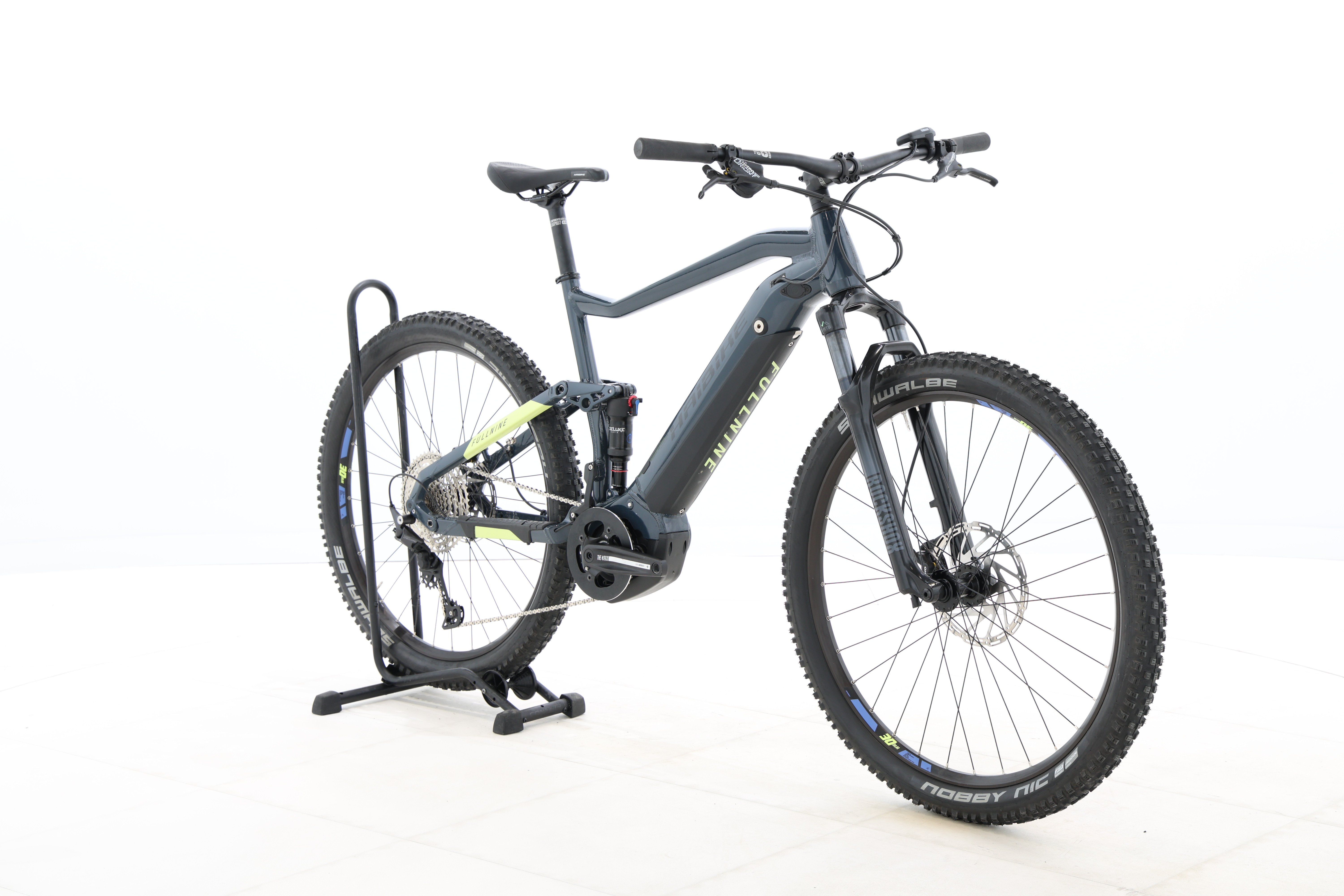 a25e734a-952b-4484-99fc-3049a44b32c2