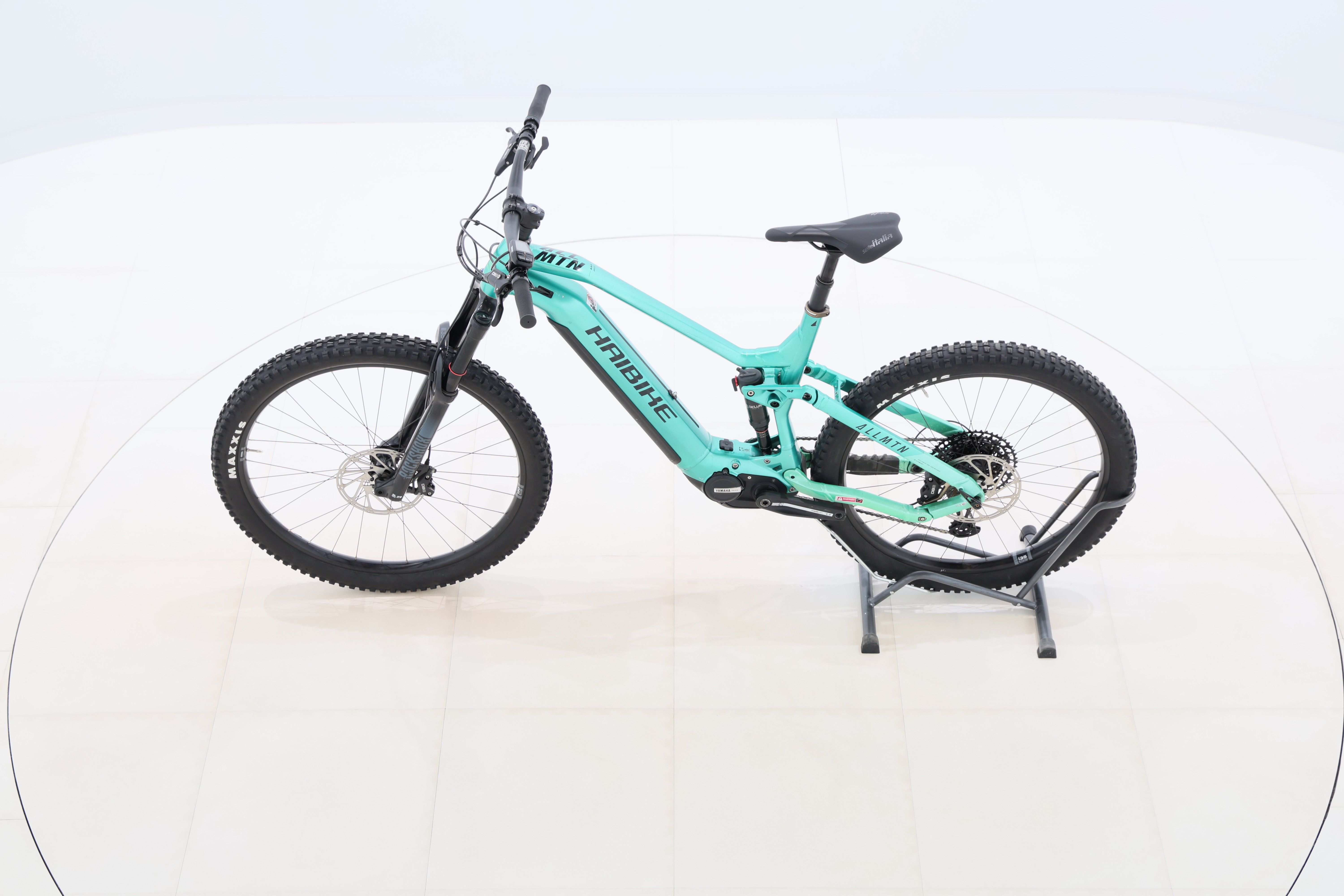 e99d0499-9f64-43ca-bff9-e8676f371115