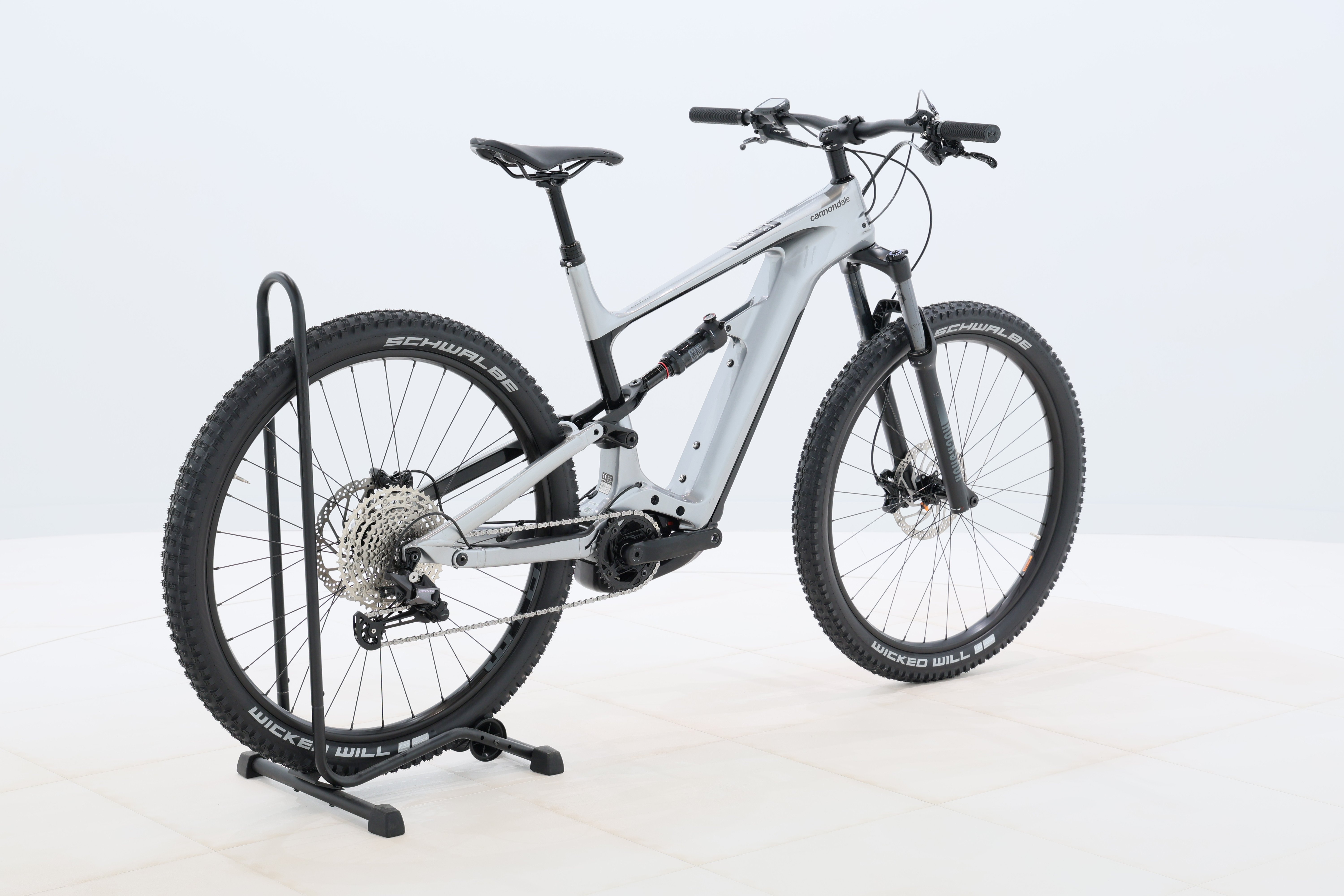 83c10a00-d0e3-4b35-bf4a-cd146abb5cdb