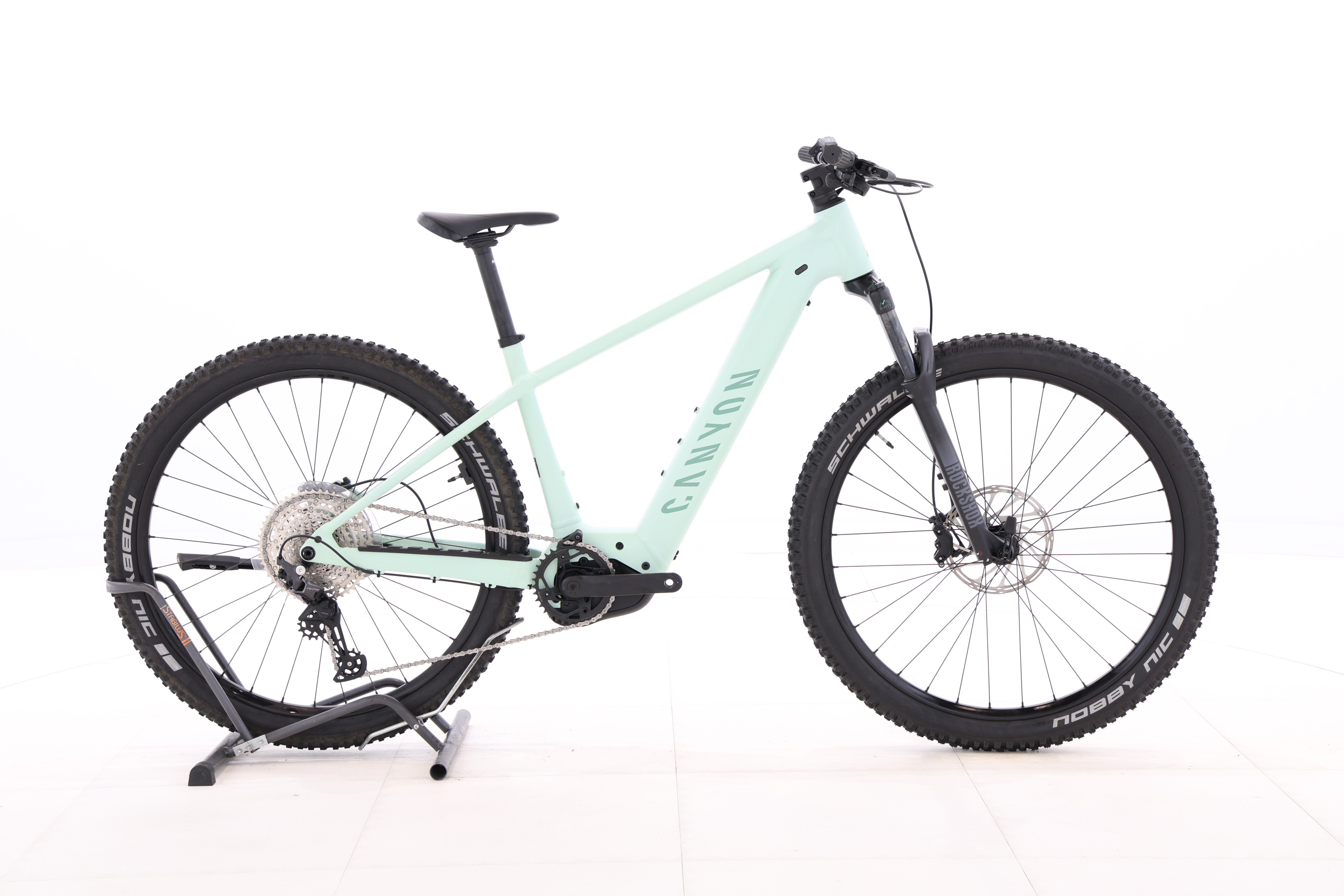 2fd8e4b1-7b37-48b7-b414-efe3691657e9