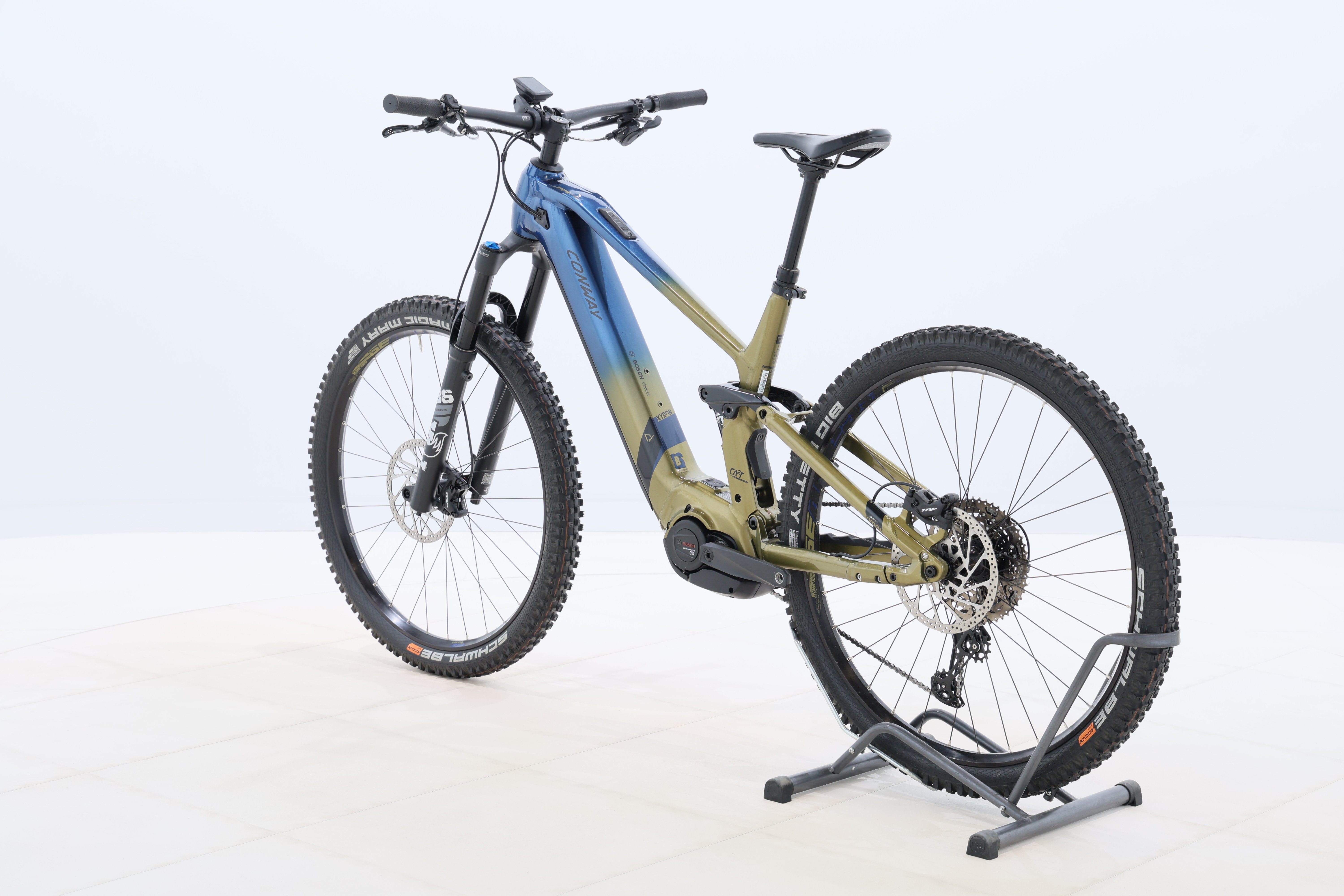 dd039fe5-ab30-402e-95e8-22c5d4e4126a