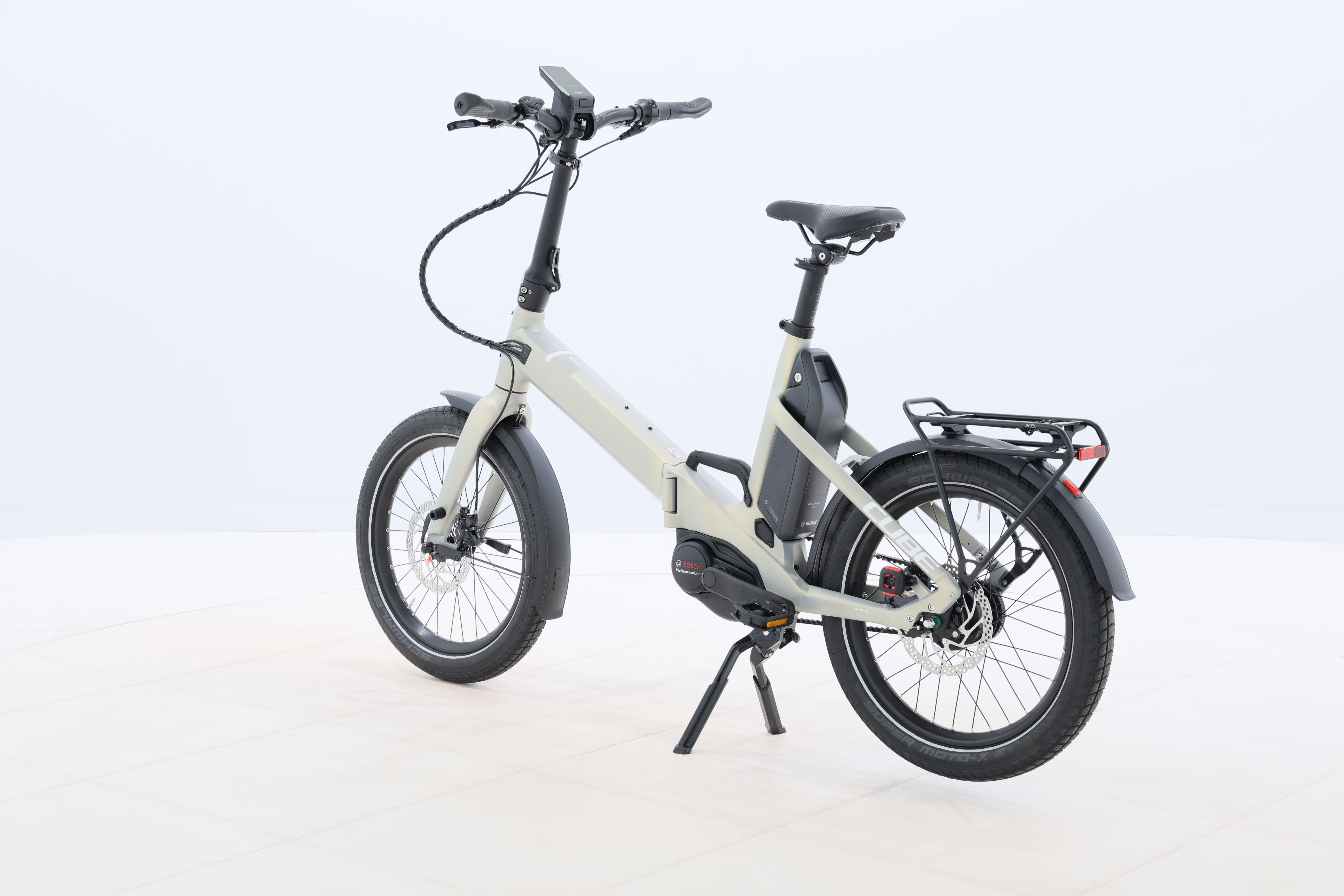 a60e74e1-2a72-4cd1-8bf7-a85e21f15470