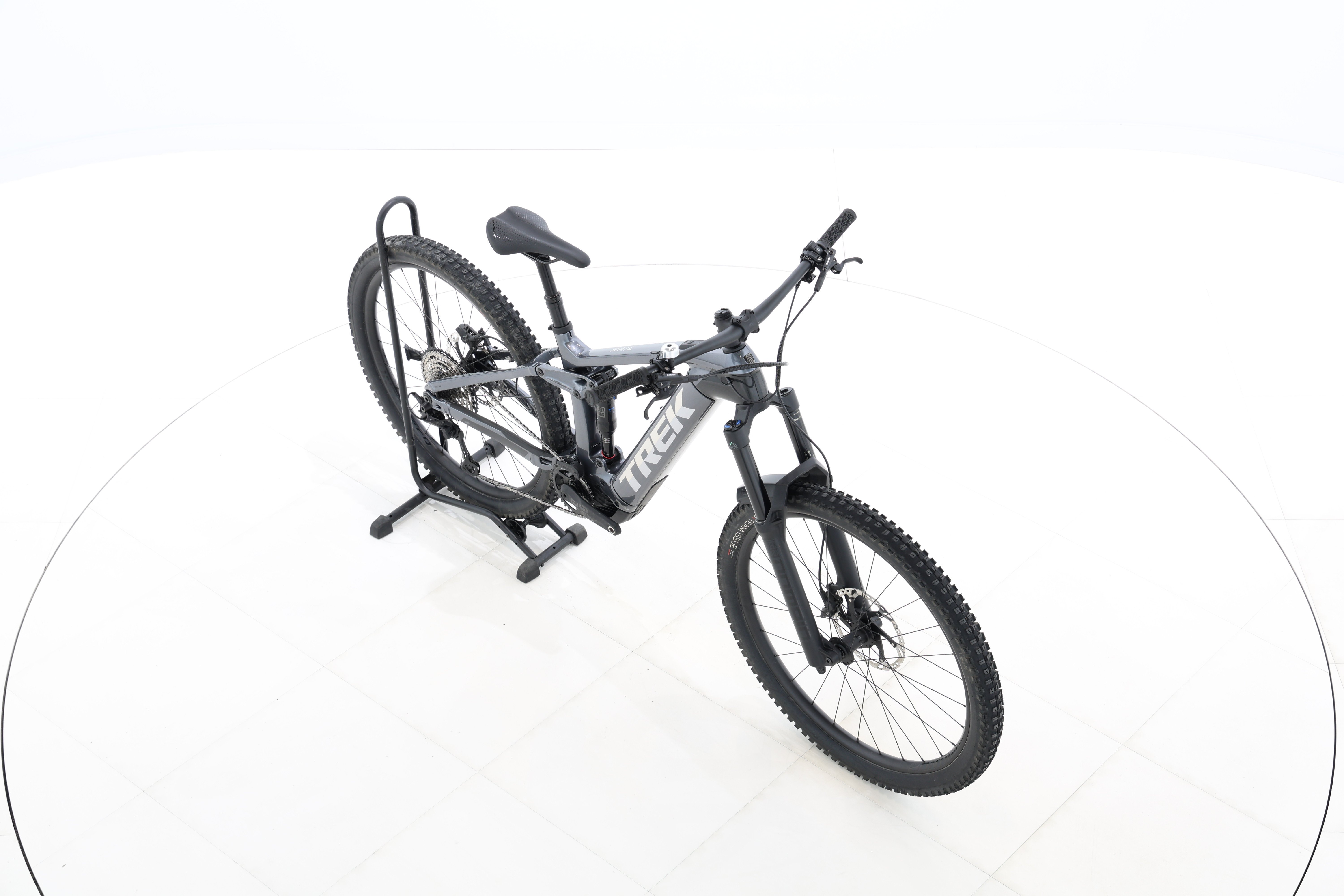 39b3f503-b310-4614-8c2b-7f90a92e08fb