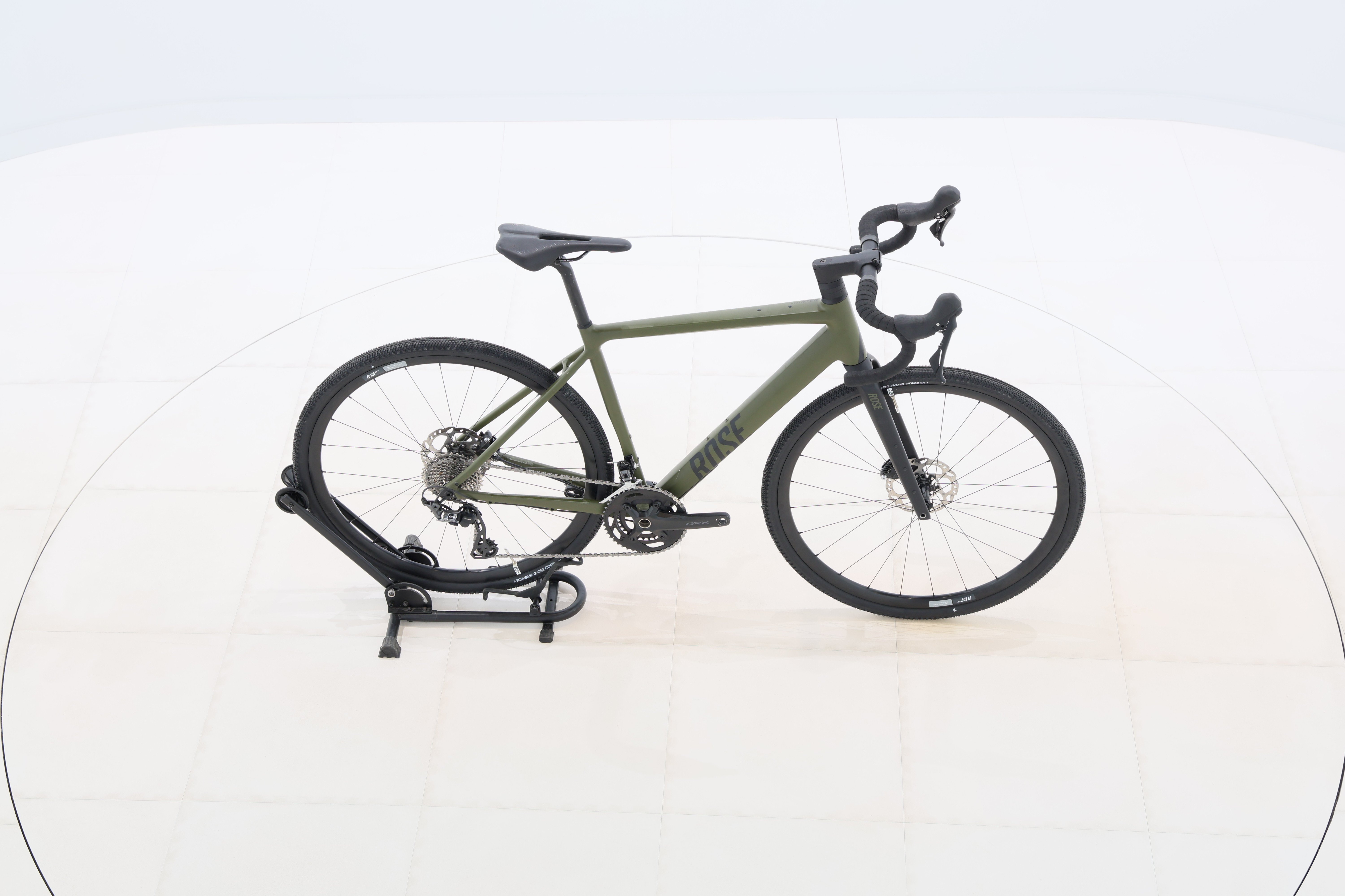 11fd8920-7f53-4593-bc1c-6a3a07ae799d