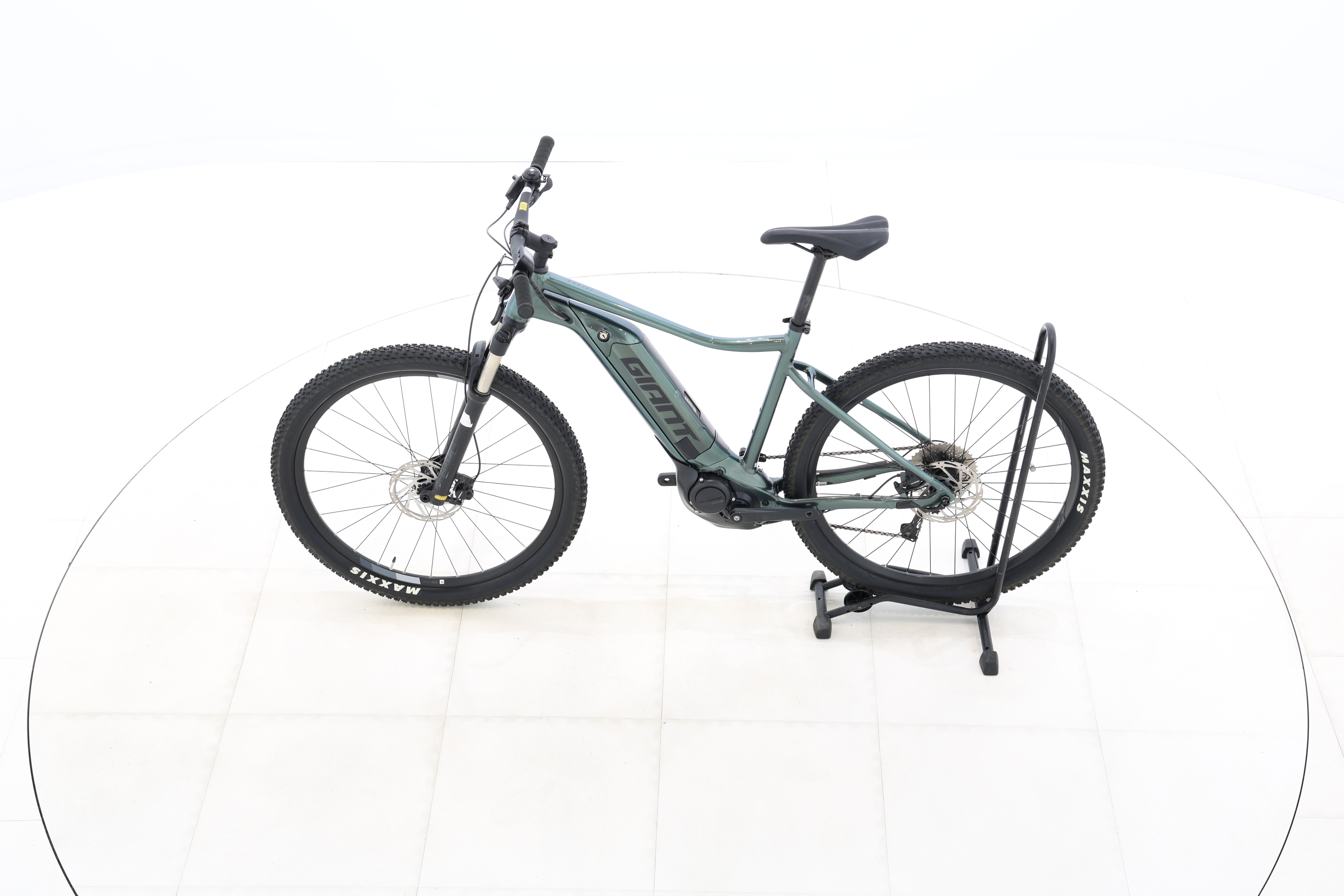 ef8ebc78-af39-445e-8b80-528657479fa2