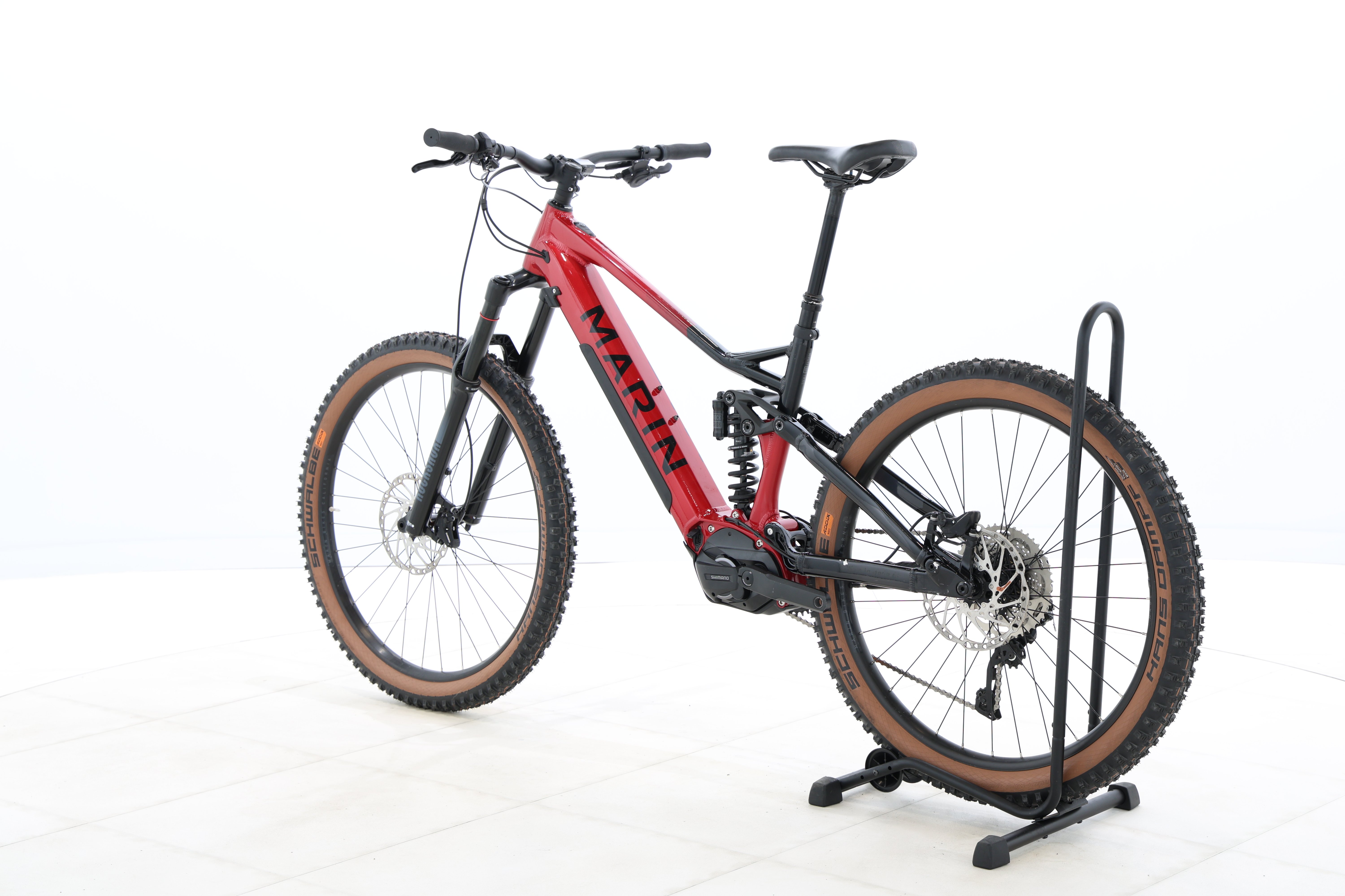 8253412d-1830-4c0d-9a1b-d3b285086111