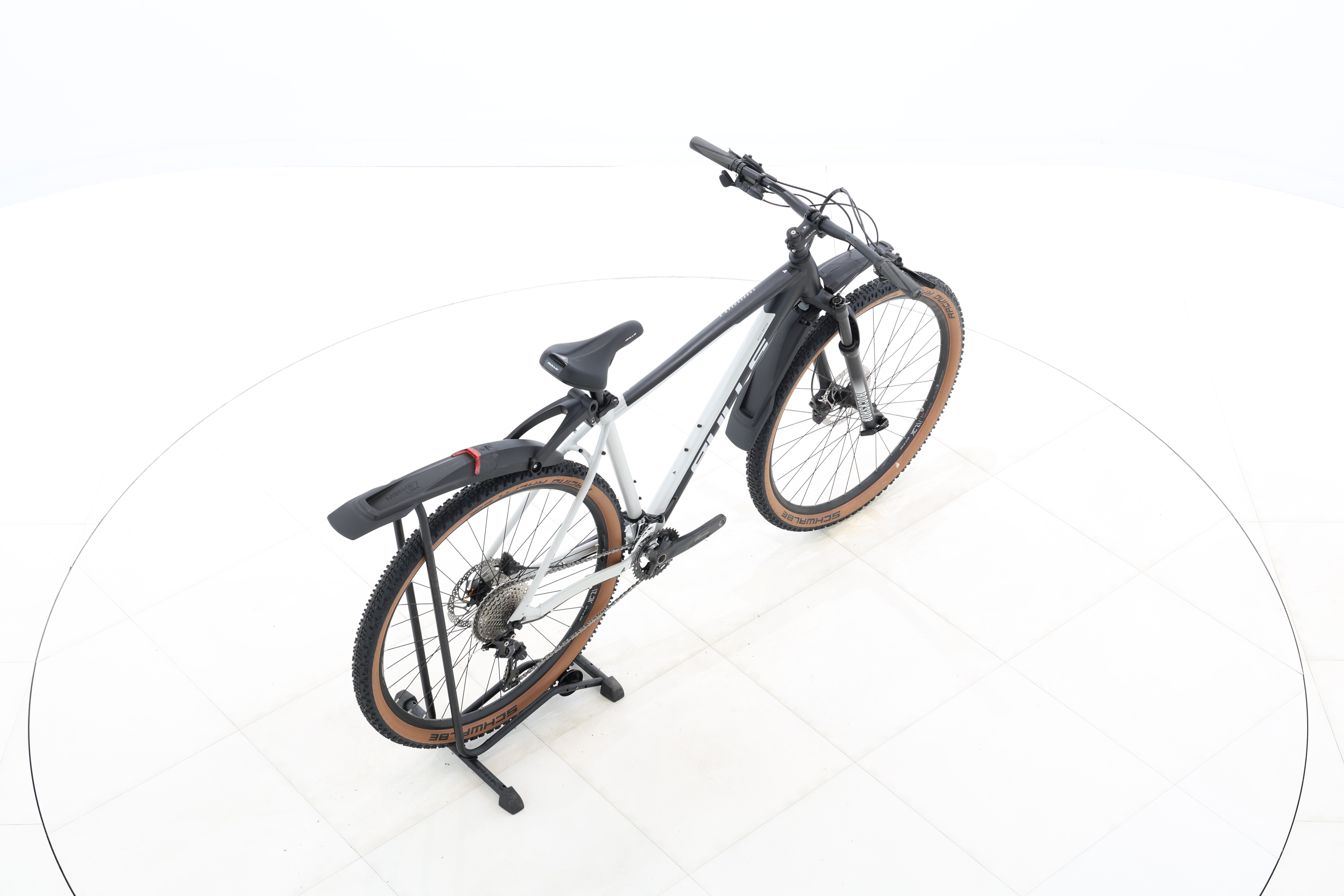 d83684e8-7877-4c52-97b7-08a226e93567