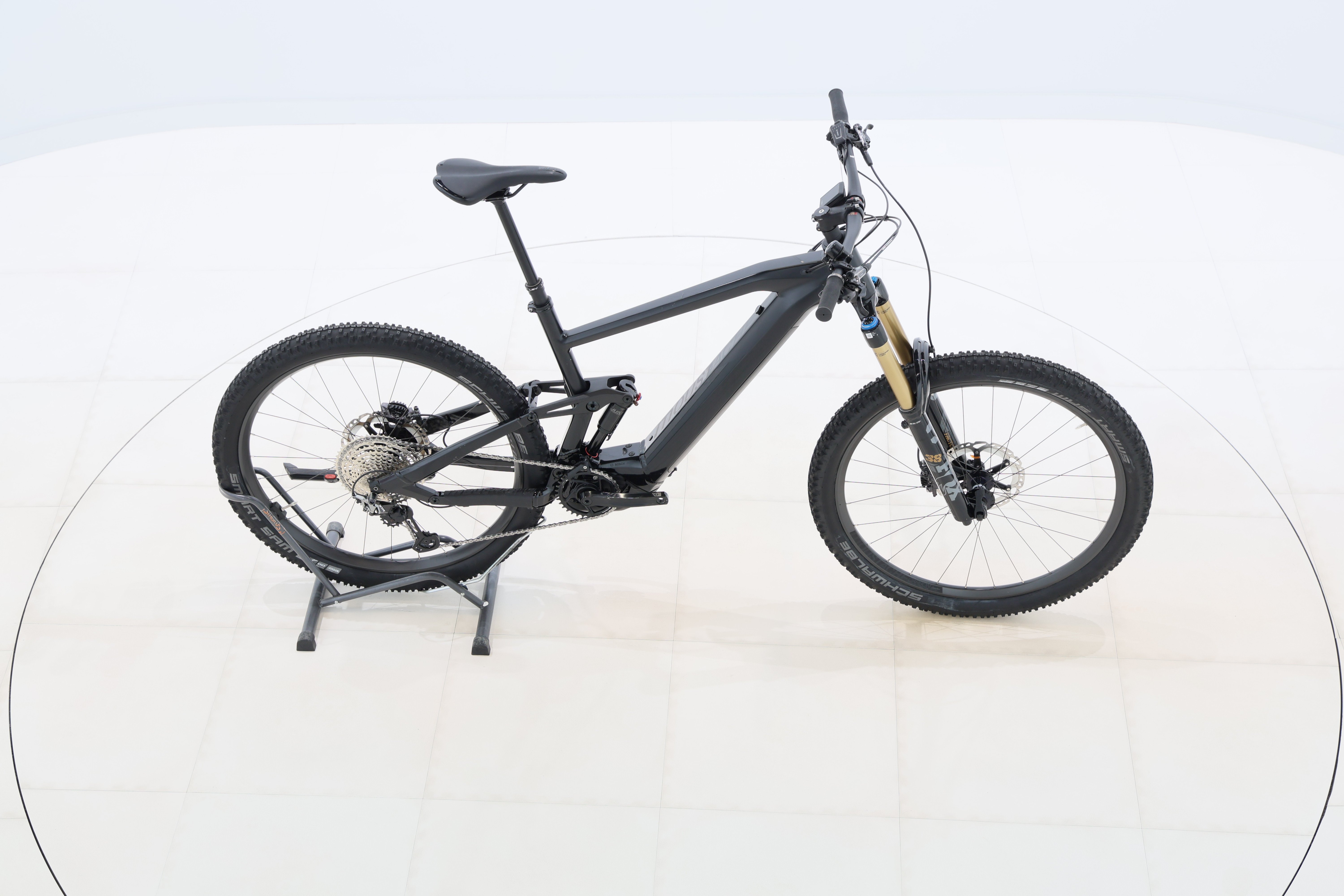 72d87a0e-d2d1-4e60-adbd-47f7f8fc1ca9