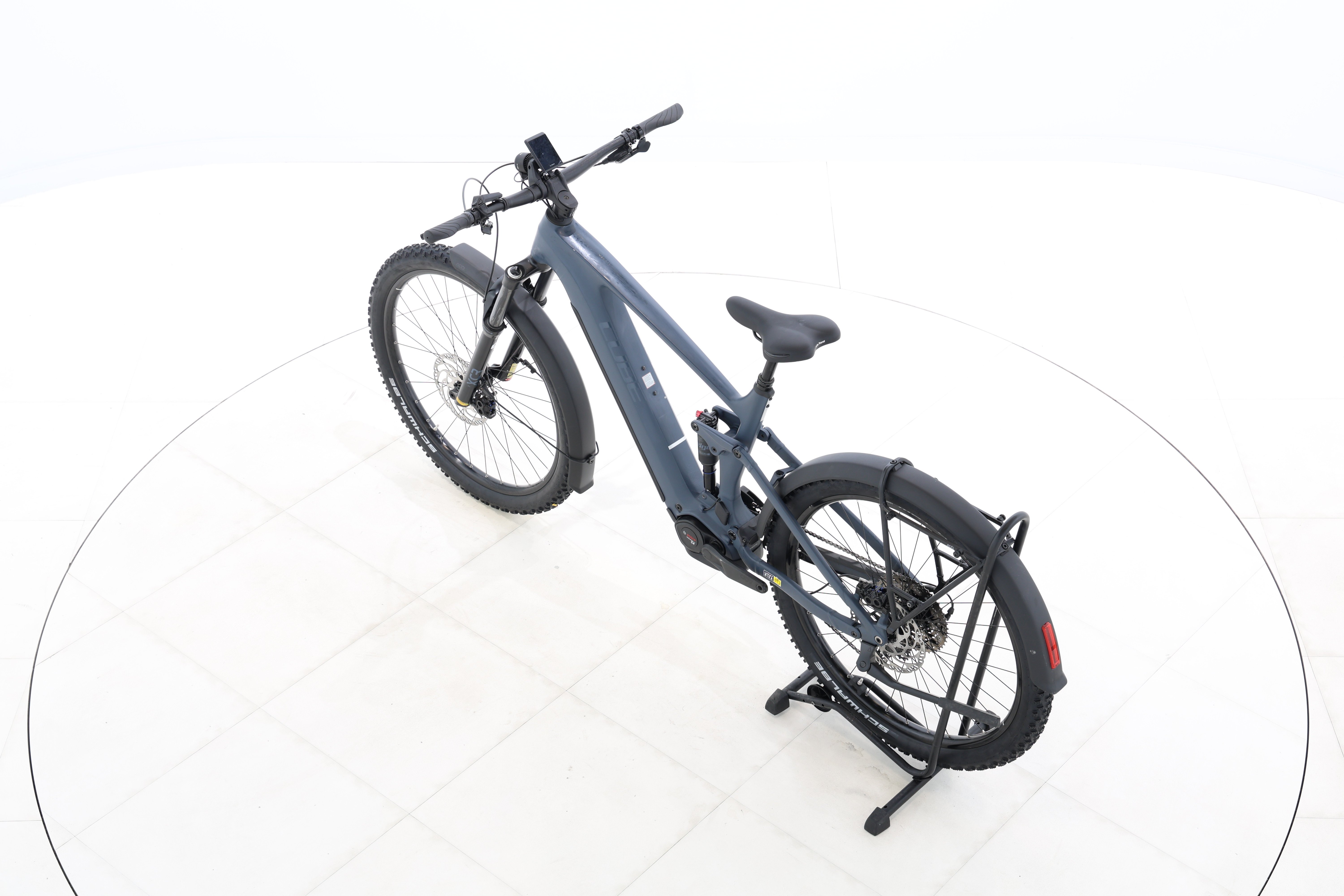 813eb2e4-a700-4906-9a8a-e9d21741f4ef