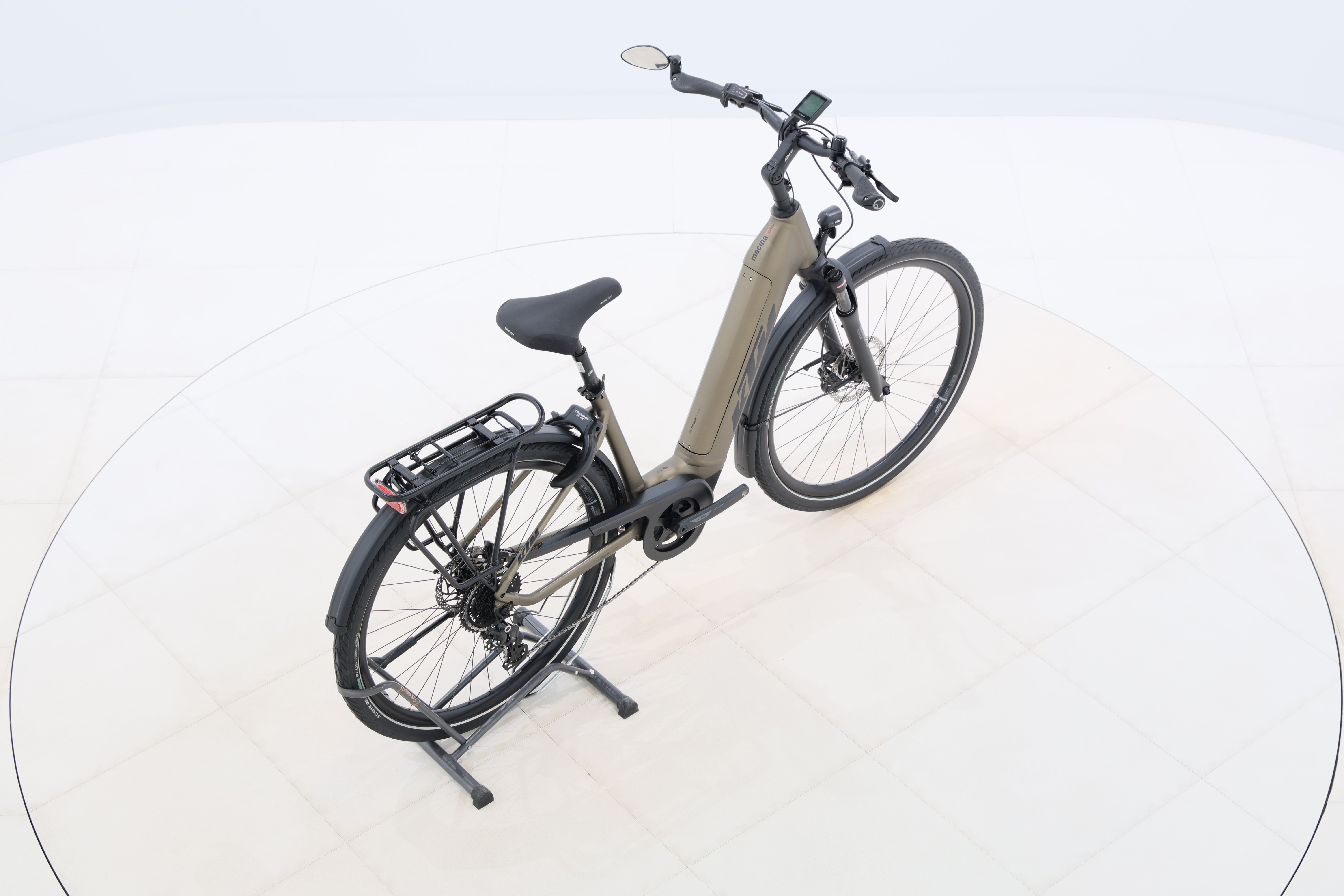 06505bf0-d645-4ada-b33e-28a7ceda8a51